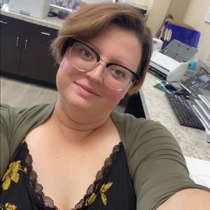 Meet your Posher, Sheri